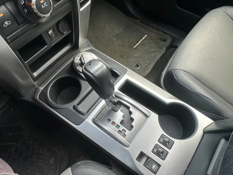 2016 Toyota 4Runner 5th Gen - Image 14 of 16
