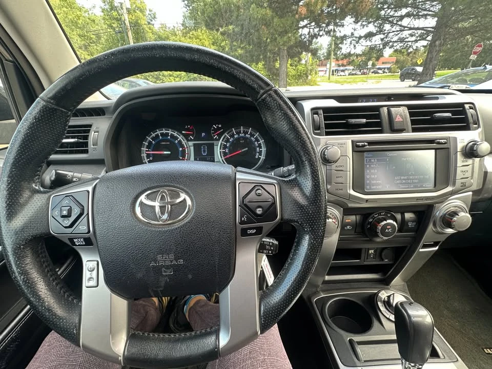 2016 Toyota 4Runner 5th Gen - Image 11 of 16