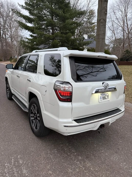 2016 Toyota 4Runner 5th Gen - Image 6 of 20