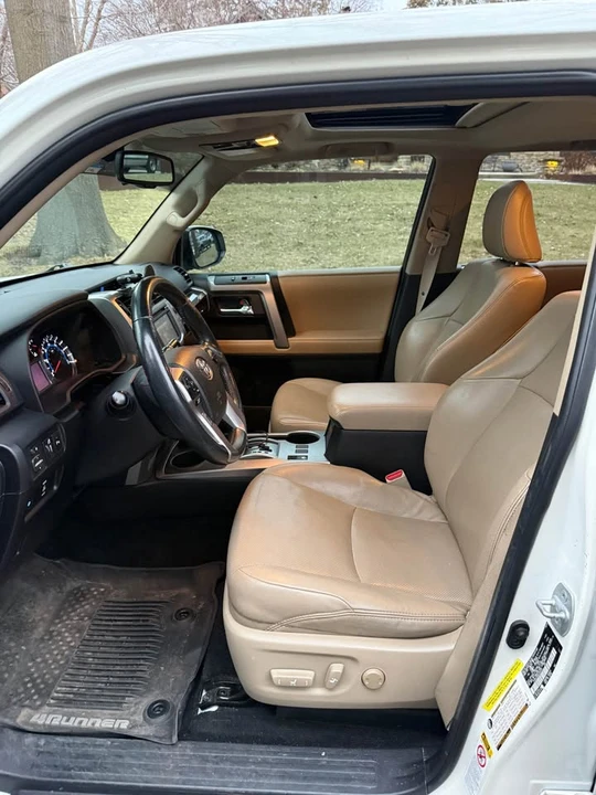 2016 Toyota 4Runner 5th Gen - Image 8 of 20