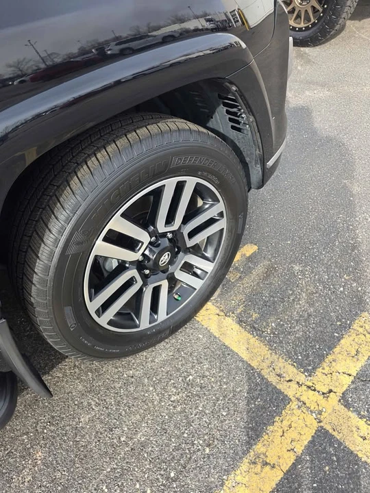 2016 Toyota 4Runner 5th Gen - Image 8 of 11
