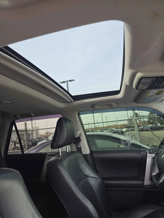 2016 Toyota 4Runner 5th Gen - Image 7 of 11