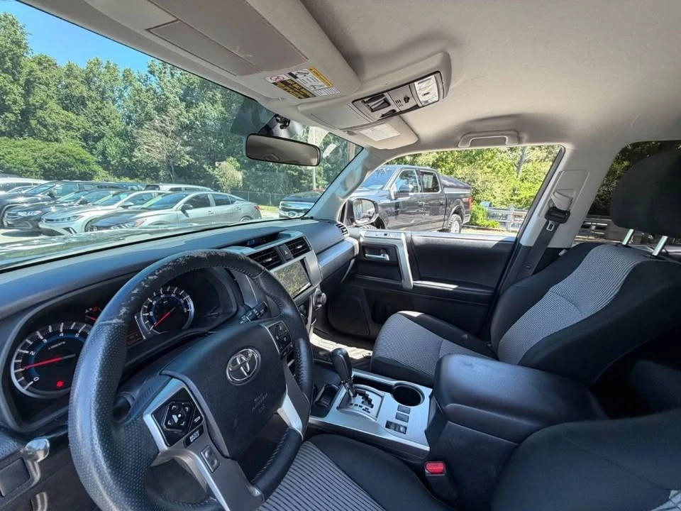 2016 Toyota 4Runner 5th Gen - Image 14 of 20