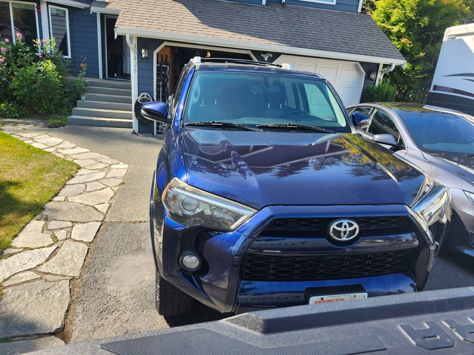 2016 Toyota 4Runner 5th Gen - Image 2 of 24