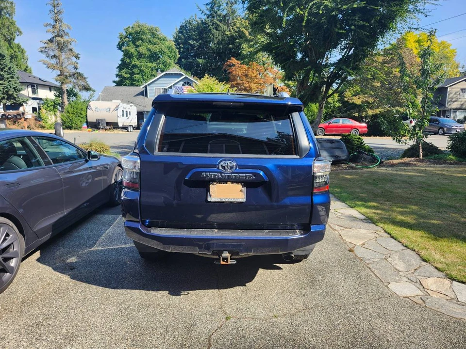 2016 Toyota 4Runner 5th Gen - Image 4 of 24