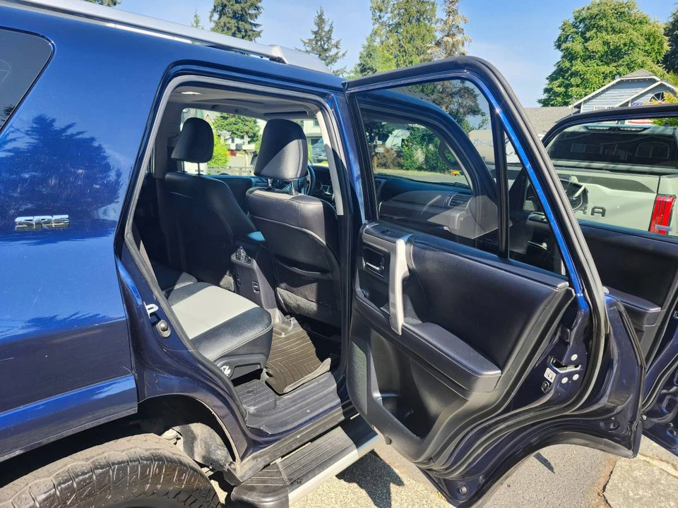 2016 Toyota 4Runner 5th Gen - Image 8 of 24