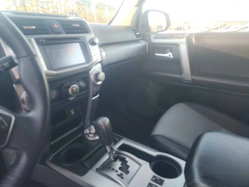 2016 Toyota 4Runner 5th Gen - Image 14 of 15