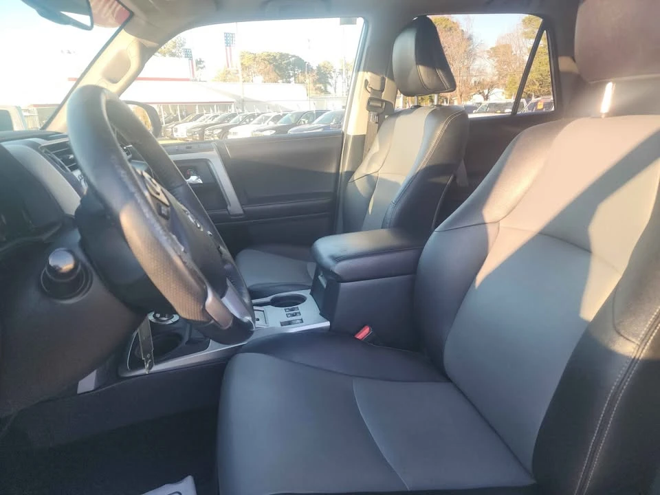 2016 Toyota 4Runner 5th Gen - Image 13 of 15