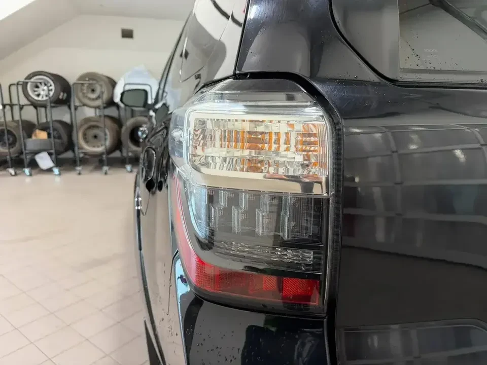 2016 Toyota 4Runner 5th Gen - Image 8 of 17
