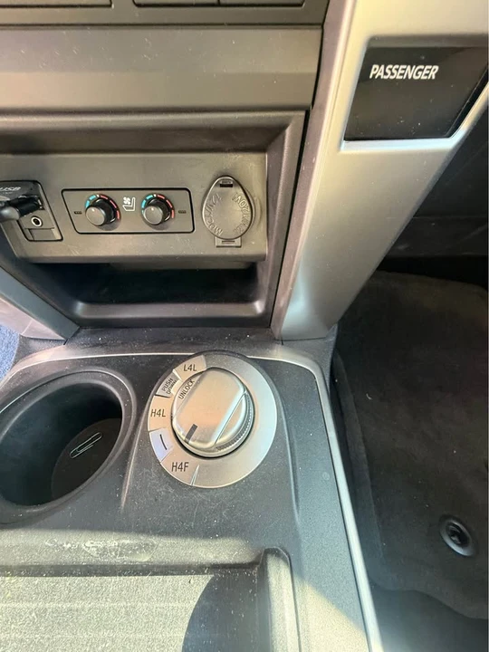 2016 Toyota 4Runner 5th Gen - Image 9 of 12