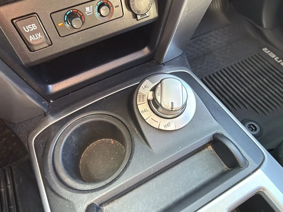 2016 Toyota 4Runner 5th Gen - Image 15 of 16