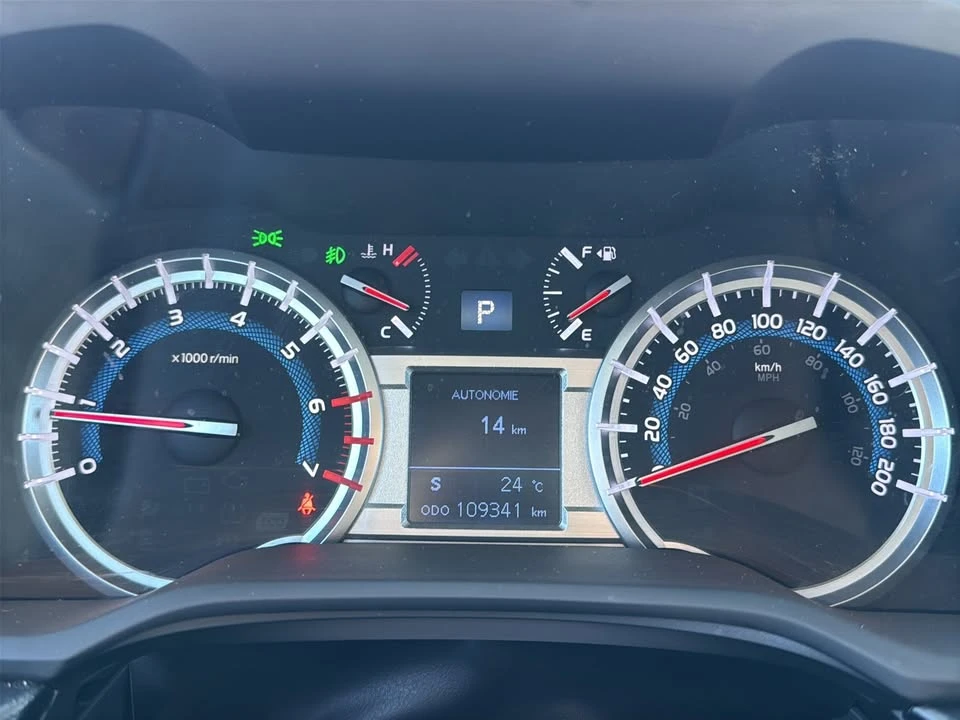 2016 Toyota 4Runner 5th Gen - Image 12 of 16