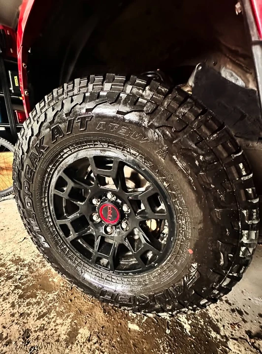 2016 Toyota 4Runner 5th Gen - Image 8 of 11