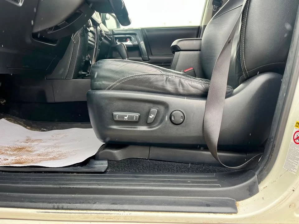 2016 Toyota 4Runner 5th Gen - Image 11 of 20