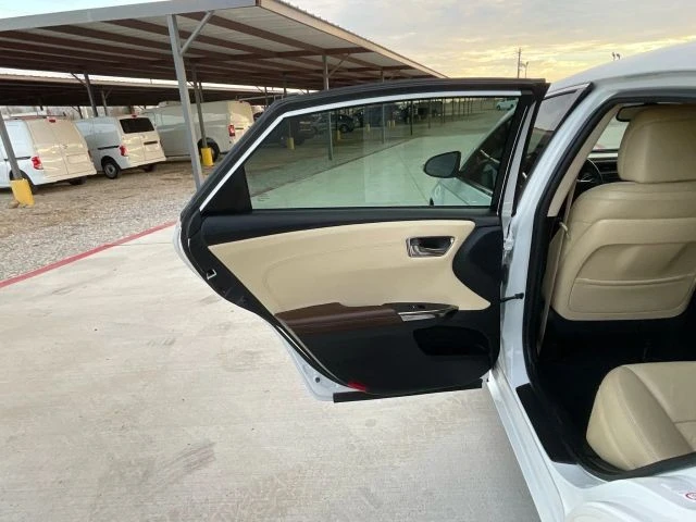 2016 Toyota Avalon 4th Gen - Image 18 of 21