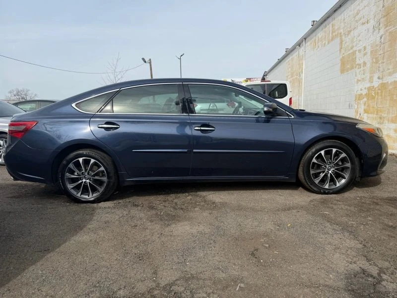 2016 Toyota Avalon 4th Gen - Image 4 of 12