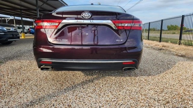 2016 Toyota Avalon 4th Gen - Image 10 of 21