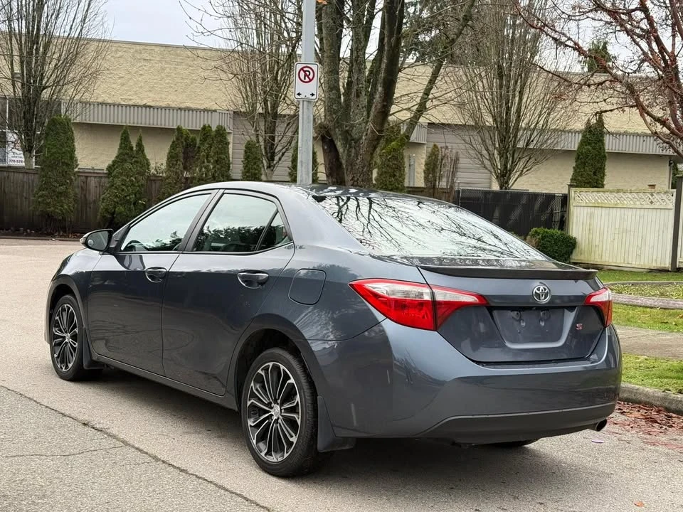 2016 Toyota Corolla 11th Gen - Image 3 of 15