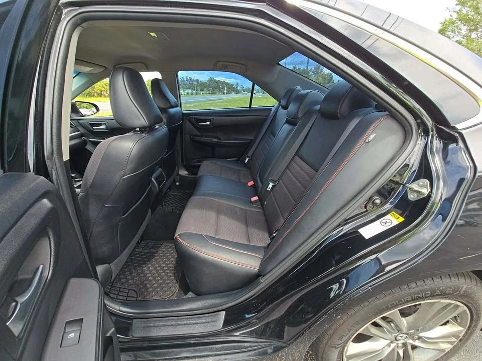 2016 Toyota Camry 7th Gen - Image 6 of 10