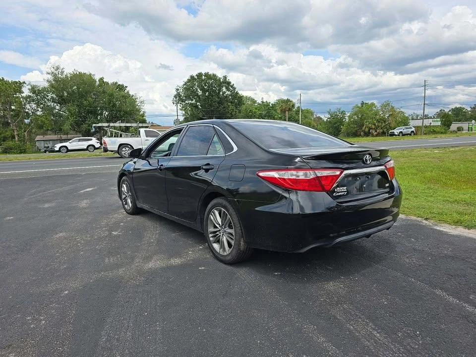 2016 Toyota Camry 7th Gen - Image 9 of 10