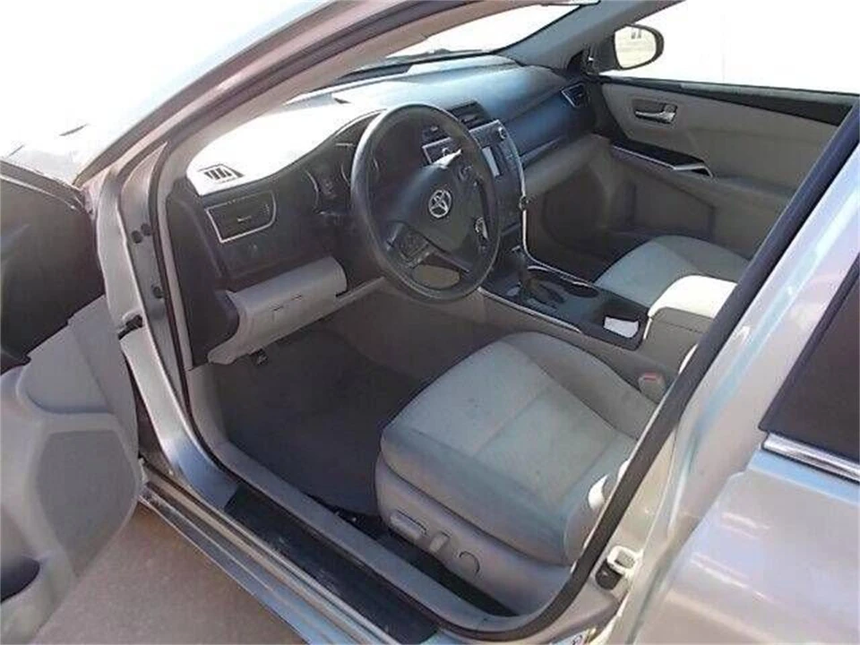 2016 Toyota Camry 7th Gen - Image 7 of 8