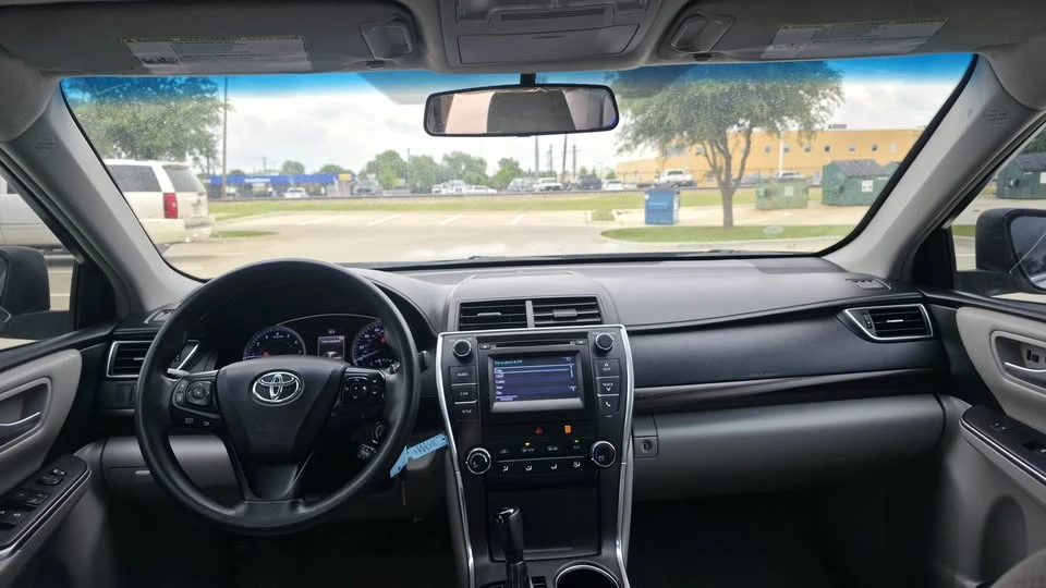 2016 Toyota Camry 7th Gen - Image 8 of 15