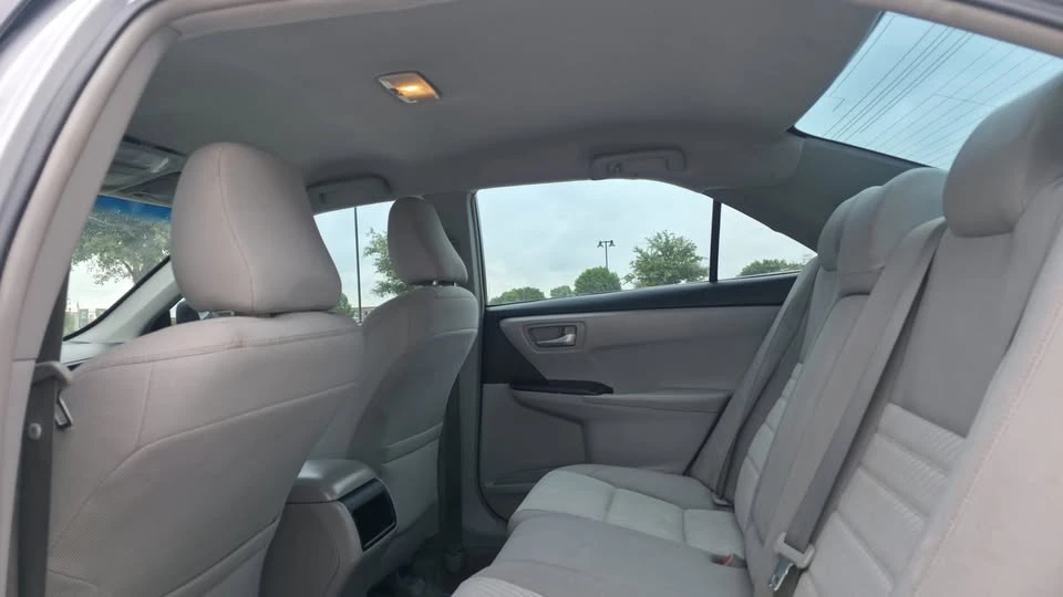 2016 Toyota Camry 7th Gen - Image 12 of 15