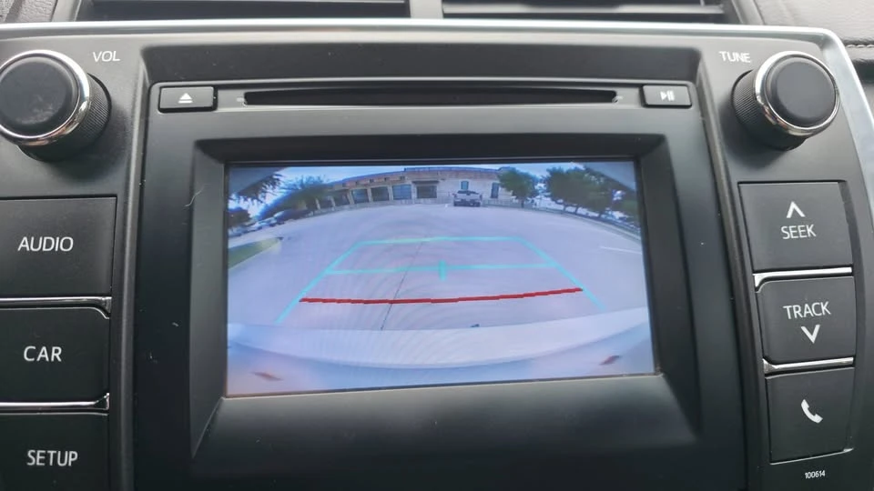2016 Toyota Camry 7th Gen - Image 14 of 15