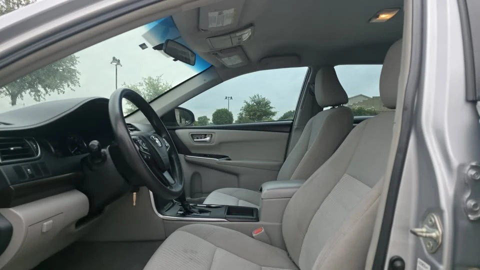 2016 Toyota Camry 7th Gen - Image 7 of 15