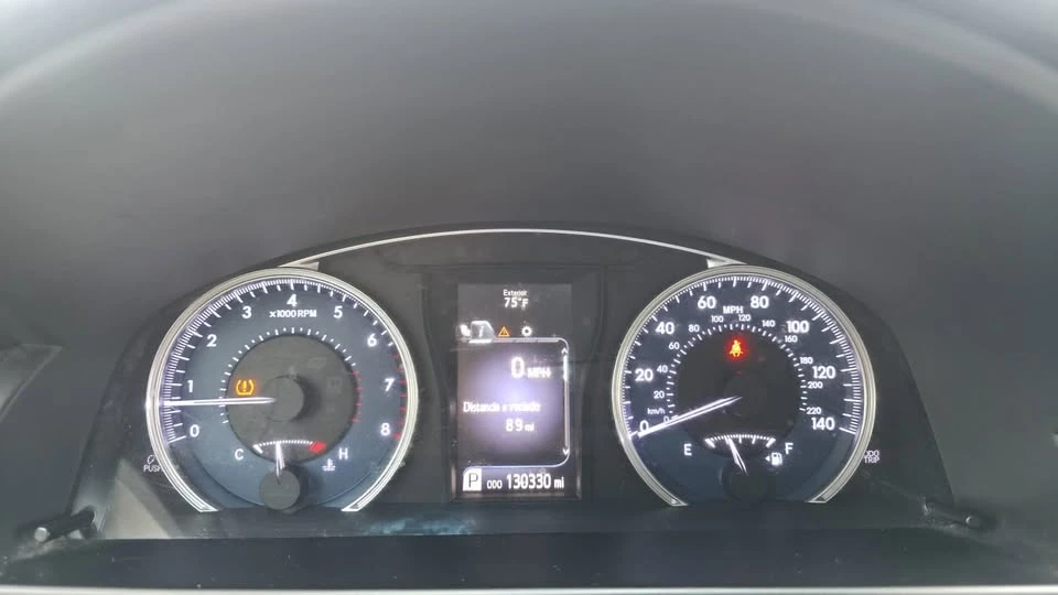 2016 Toyota Camry 7th Gen - Image 15 of 15