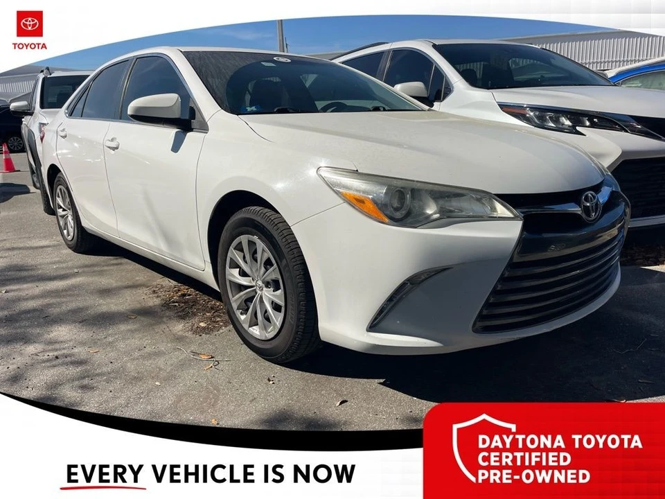 2016 Toyota Camry 7th Gen - Image 5 of 10