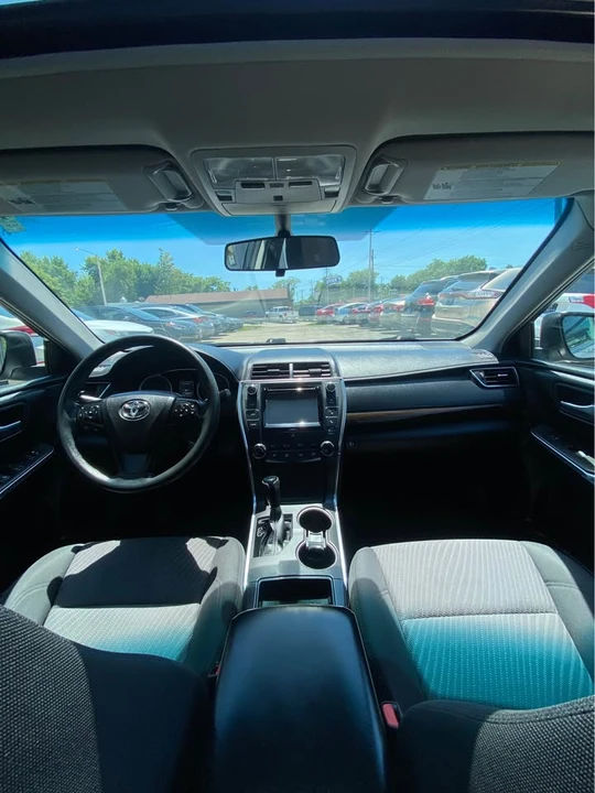 2016 Toyota Camry 7th Gen - Image 11 of 18