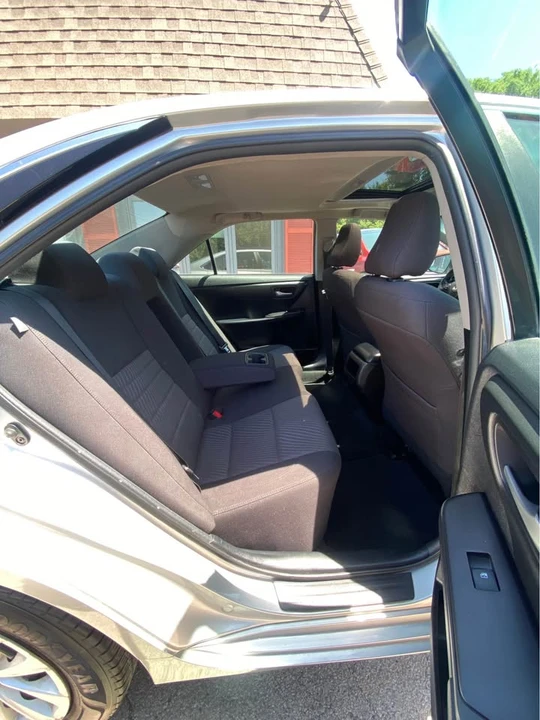 2016 Toyota Camry 7th Gen - Image 10 of 18