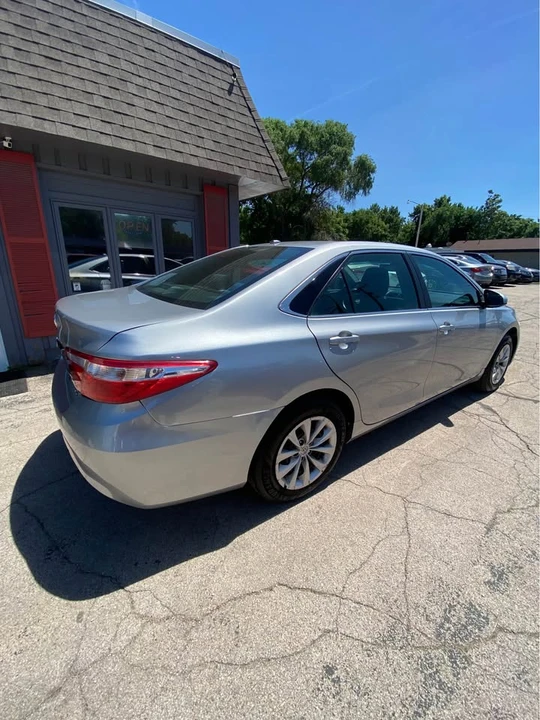 2016 Toyota Camry 7th Gen - Image 4 of 18