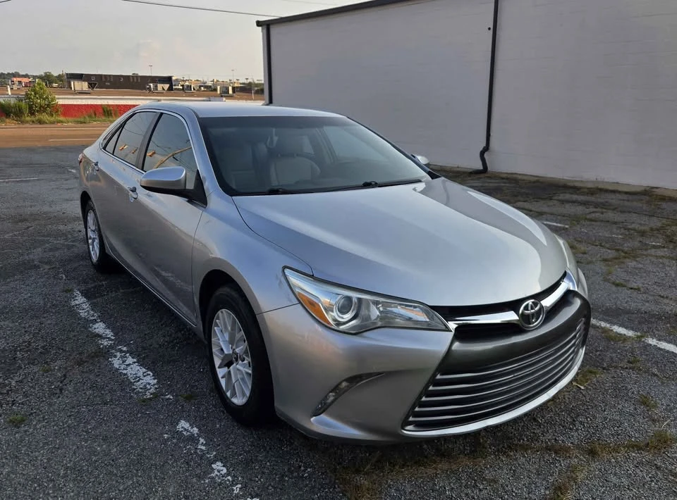 2016 Toyota Camry 7th Gen - Image 6 of 14