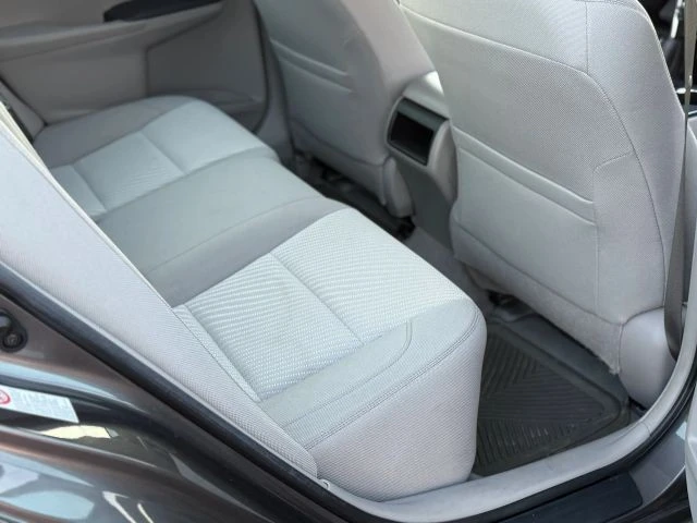 2016 Toyota Camry 7th Gen - Image 17 of 21