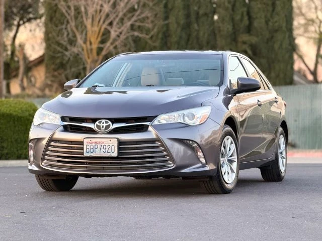 2016 Toyota Camry 7th Gen - Image 11 of 21