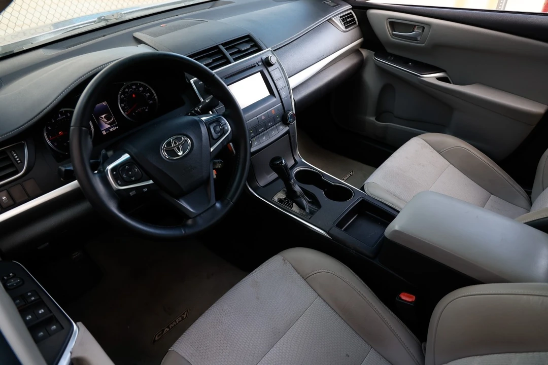 2016 Toyota Camry 7th Gen - Image 4 of 12