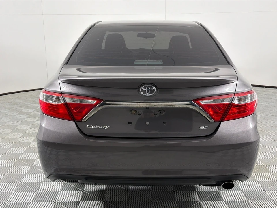 2016 Toyota Camry 7th Gen - Image 6 of 12