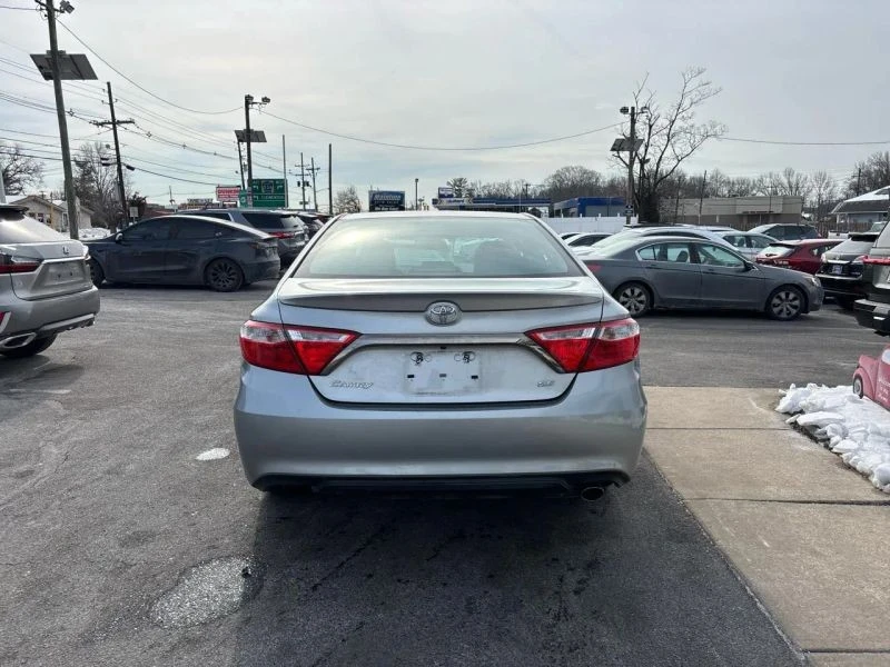 2016 Toyota Camry 7th Gen - Image 5 of 12