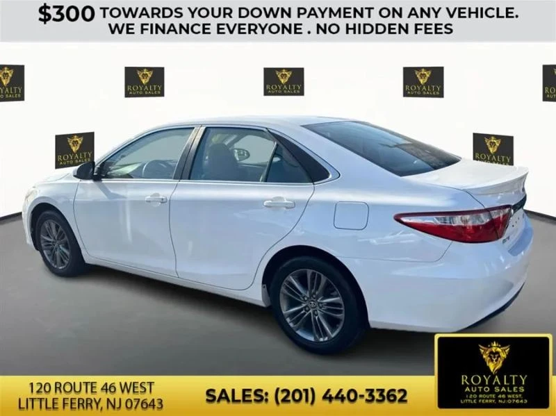 2016 Toyota Camry 7th Gen - Image 7 of 12