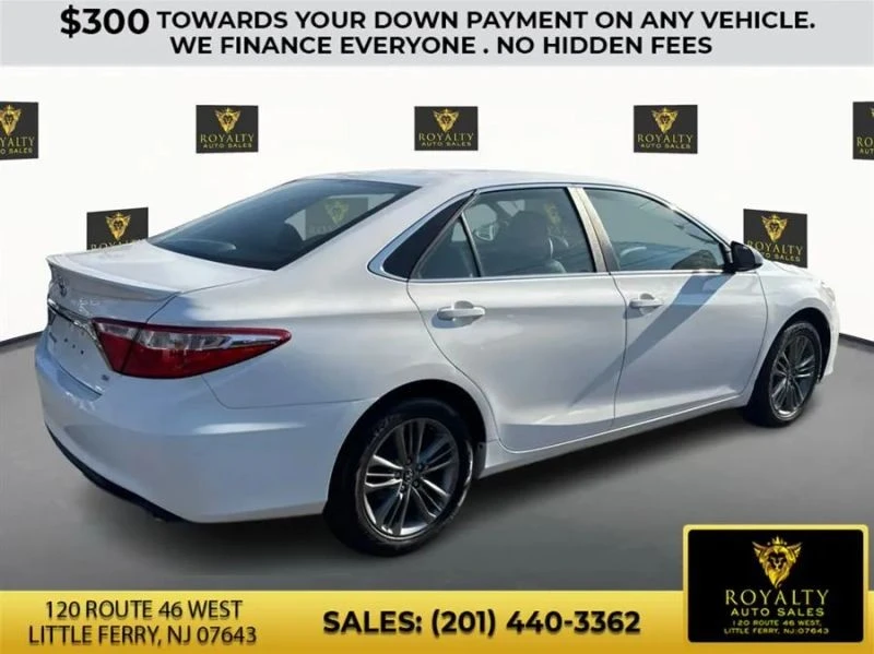 2016 Toyota Camry 7th Gen - Image 5 of 12