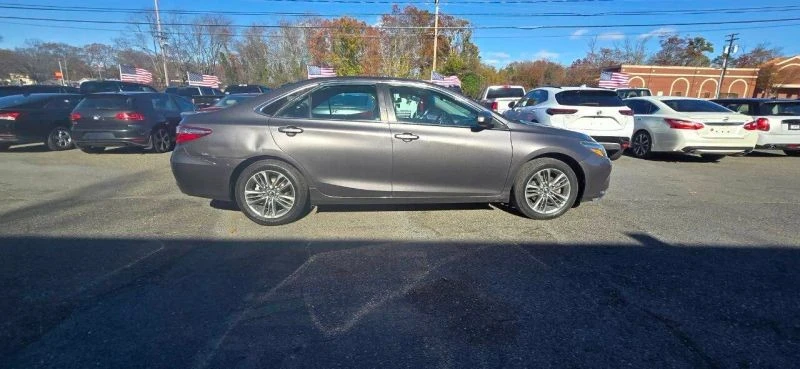 2016 Toyota Camry 7th Gen - Image 4 of 7
