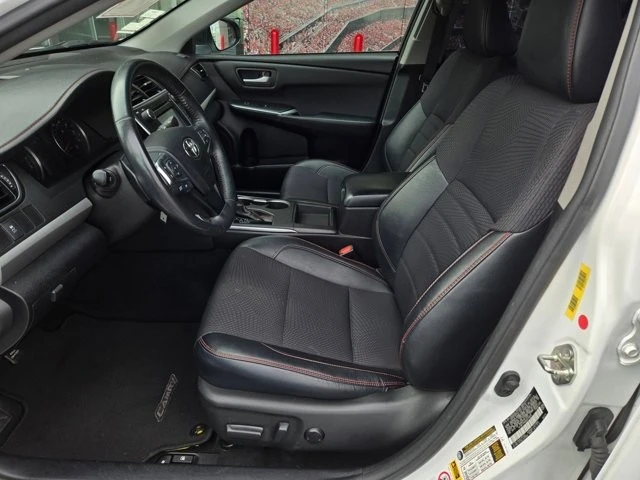 2016 Toyota Camry 7th Gen - Image 16 of 21