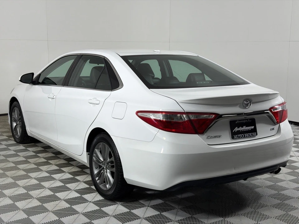 2016 Toyota Camry 7th Gen - Image 6 of 12