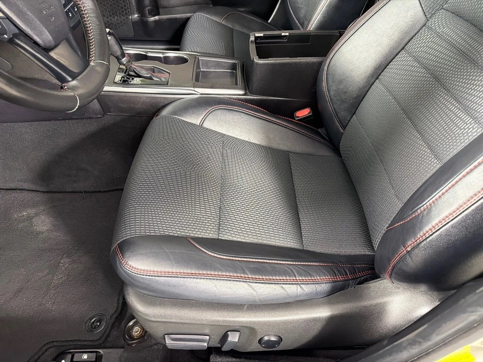 2016 Toyota Camry 7th Gen - Image 11 of 12