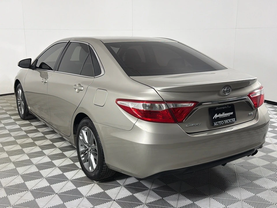 2016 Toyota Camry 7th Gen - Image 6 of 12