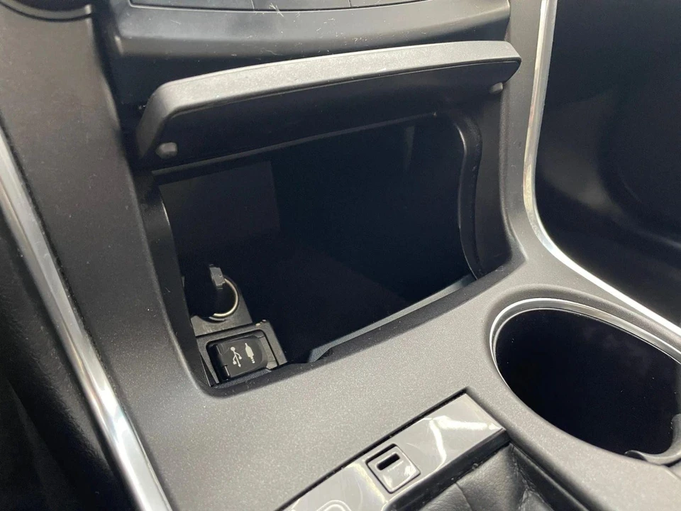 2016 Toyota Camry 7th Gen - Image 22 of 31