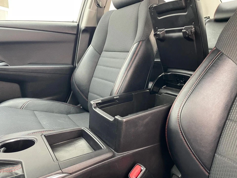 2016 Toyota Camry 7th Gen - Image 27 of 31