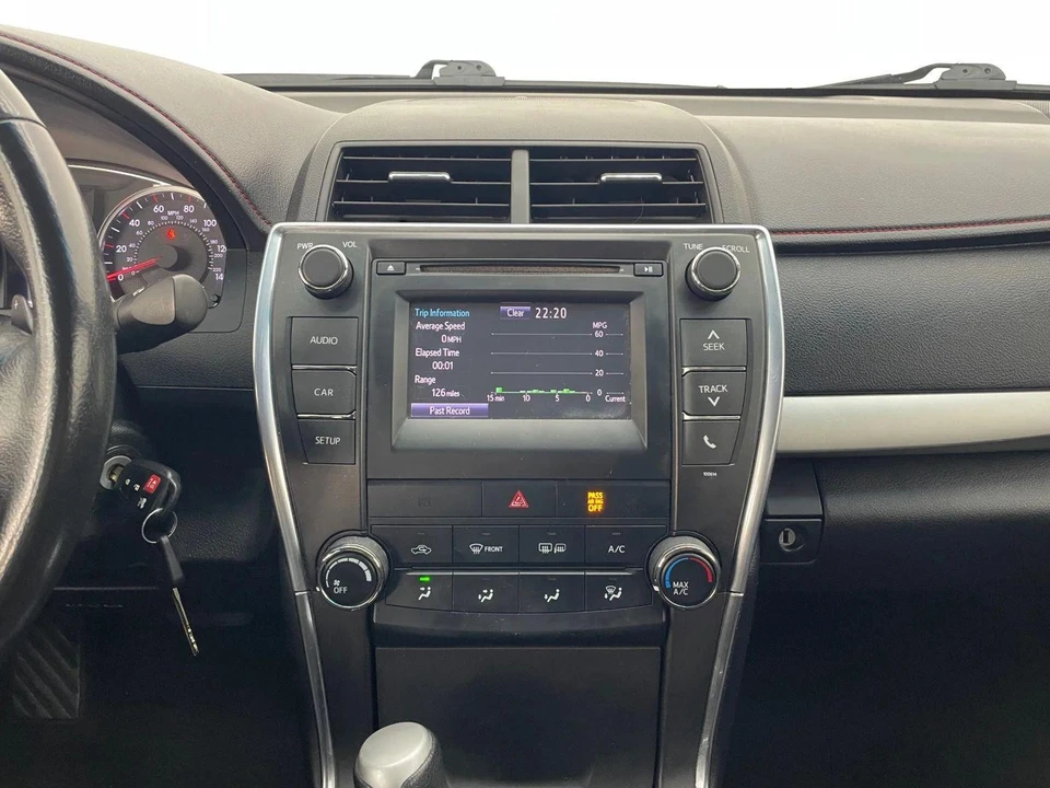 2016 Toyota Camry 7th Gen - Image 19 of 31